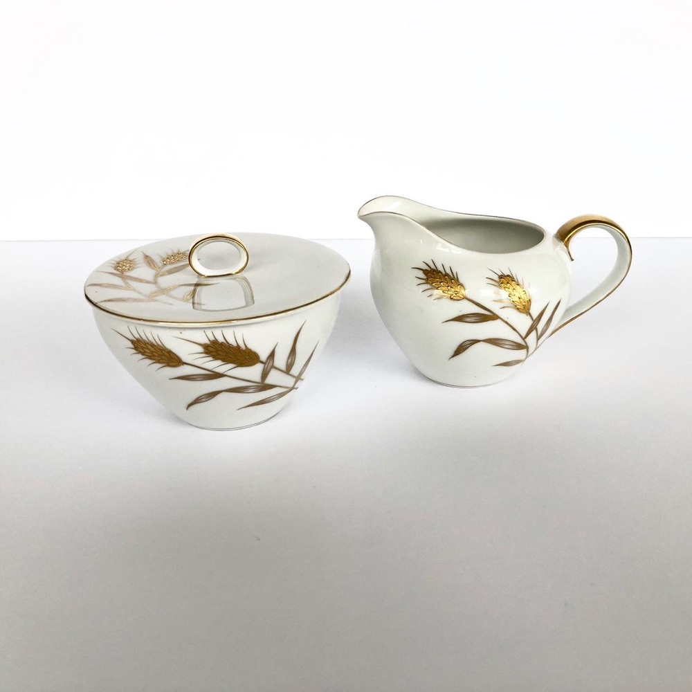 Fine Bone China sugar bowl and creamer